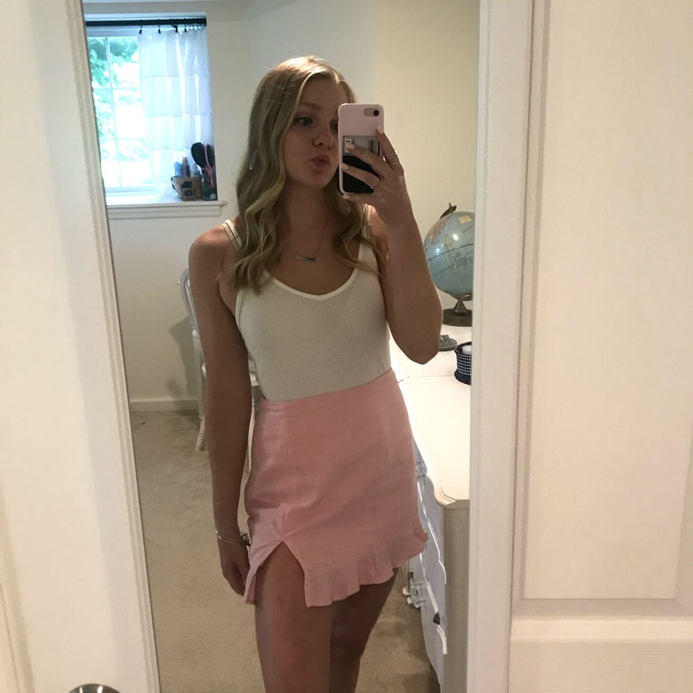 Ruffled hem pink women’s skirt